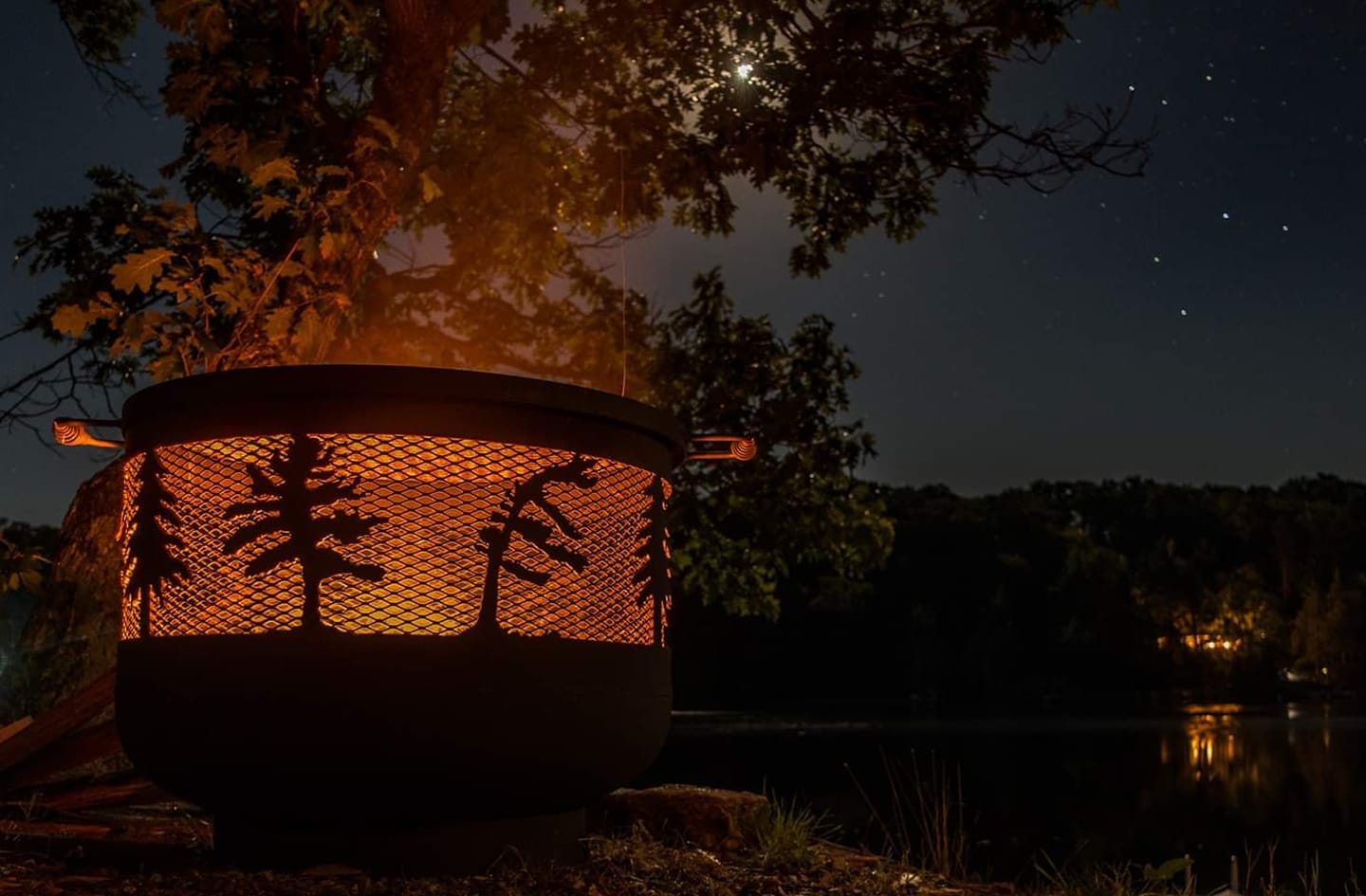 Why Add a Muskoka Fire Pit to Your Backyard?