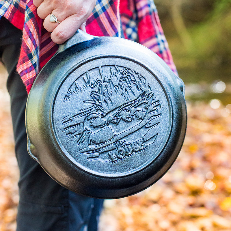 Wildlife Series™ 8 Inch Cast Iron Duck Skillet